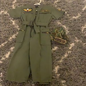 Air Force flight suit with beret size 2t